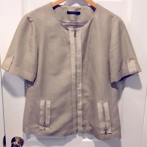 Elie Tahari short sleeve jacket